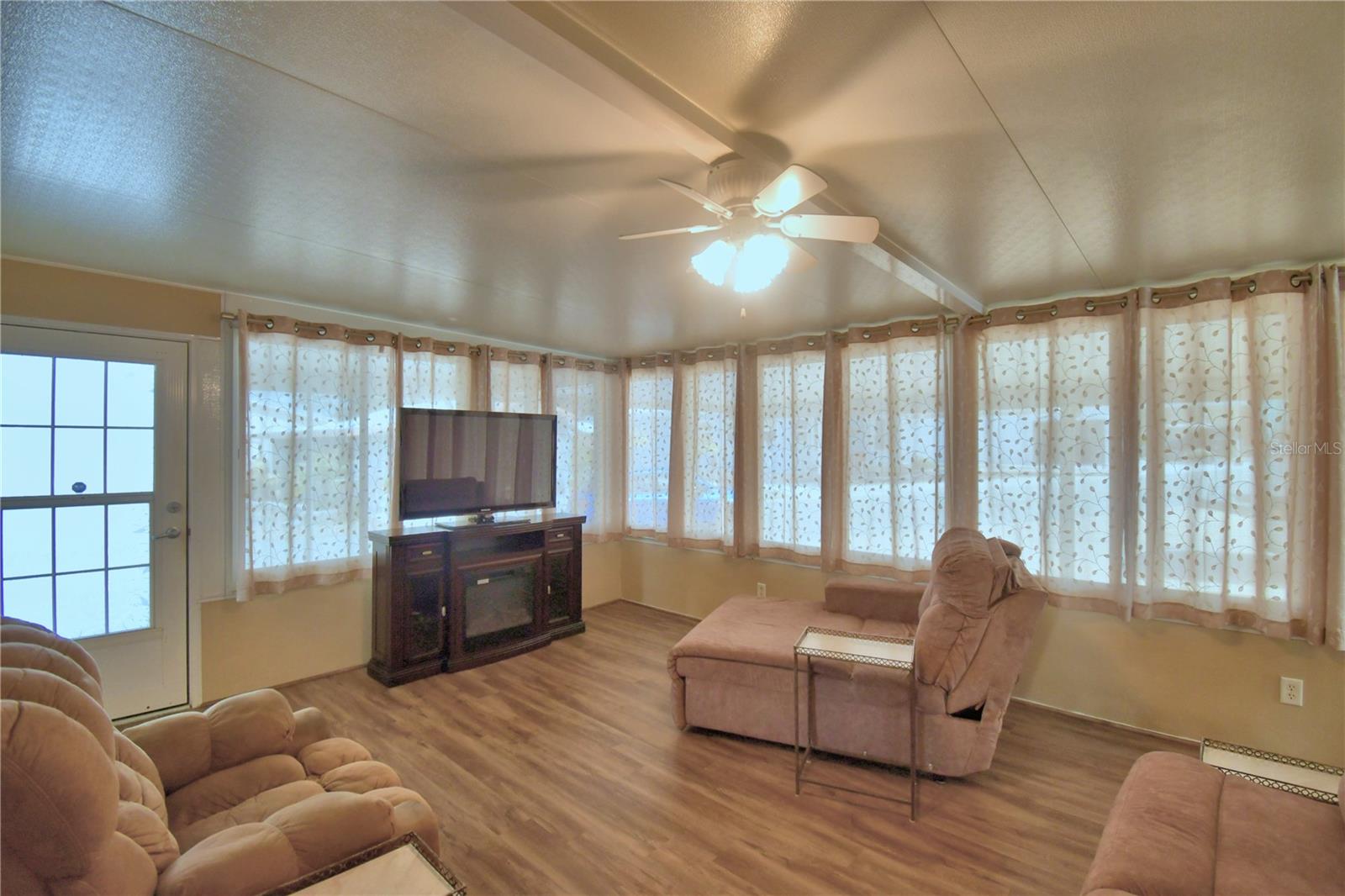 251 Patterson Rd #b23 Property Photo 12