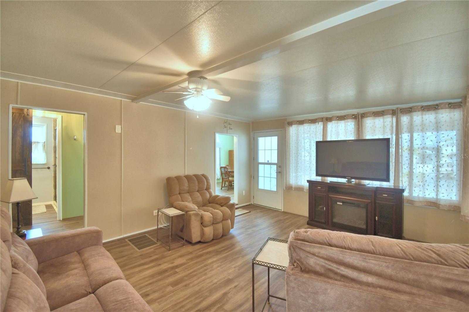 251 Patterson Rd #b23 Property Photo 15