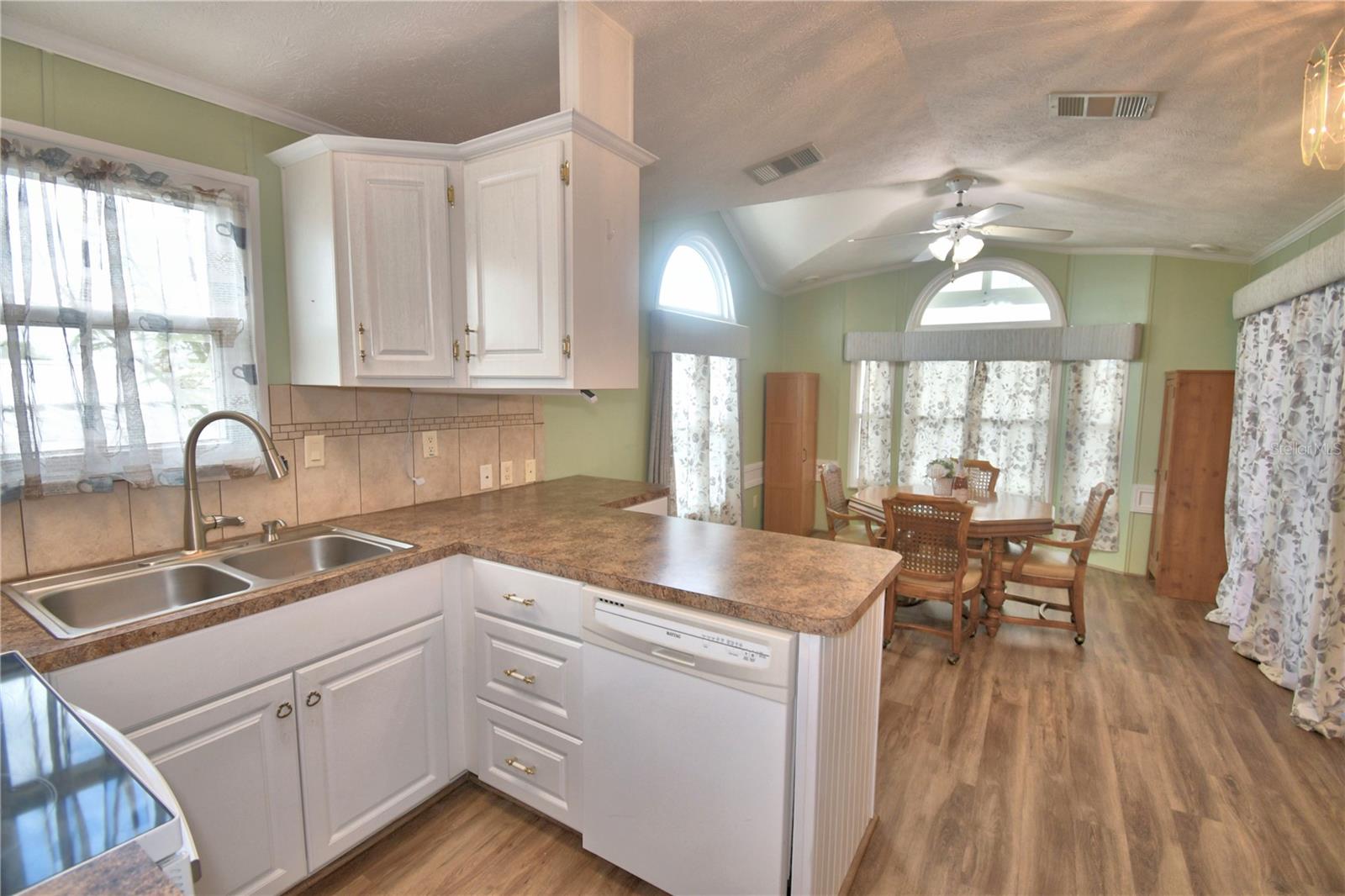 251 Patterson Rd #b23 Property Photo 24