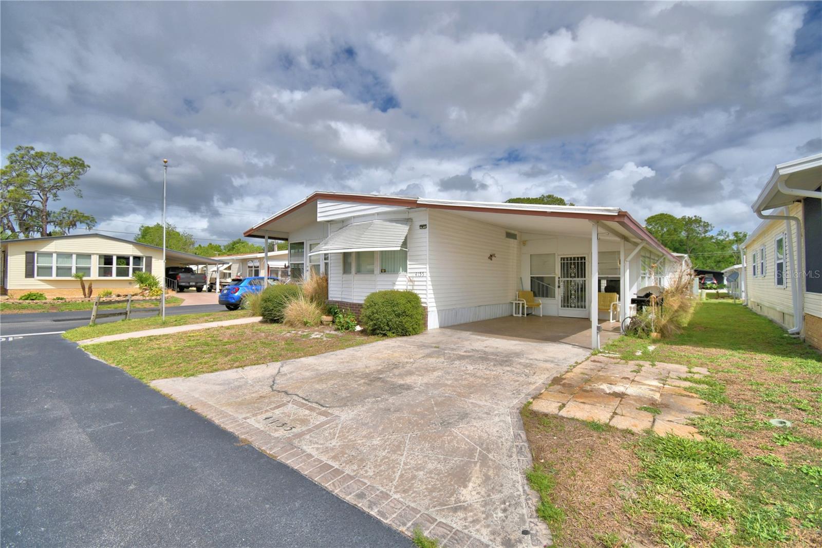 4155 Sprucewood St Property Photo 3