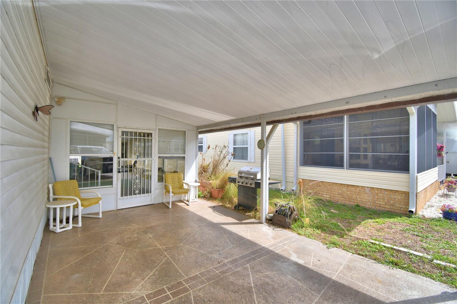 4155 Sprucewood St Property Photo 4