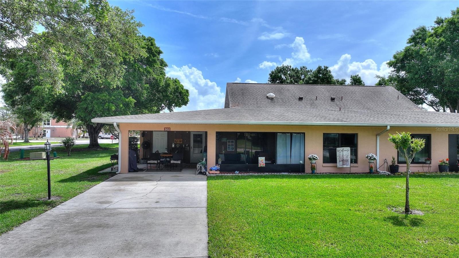 302 GENESIS POINTE DR Property Photo 1