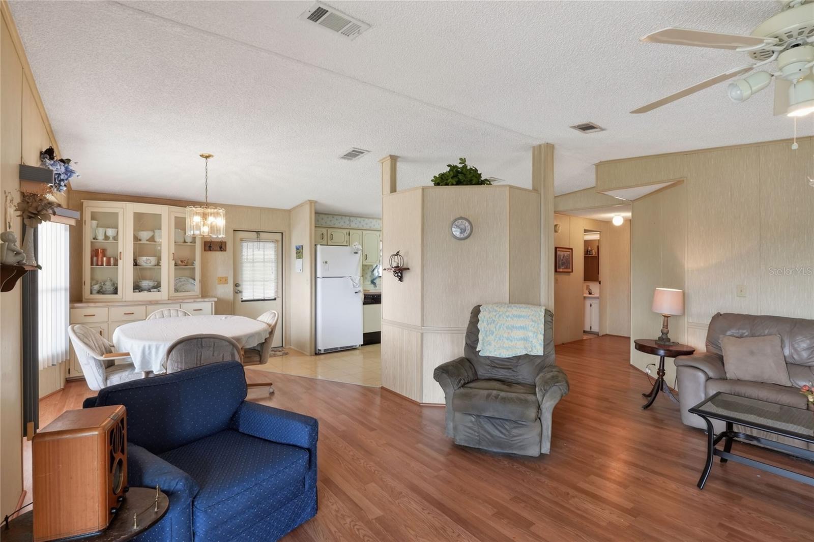 6473 Peppertree Path Ne Property Photo 8