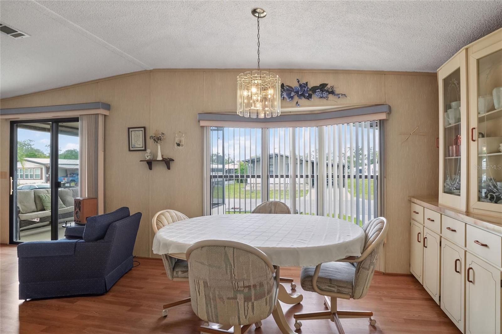 6473 Peppertree Path Ne Property Photo 12