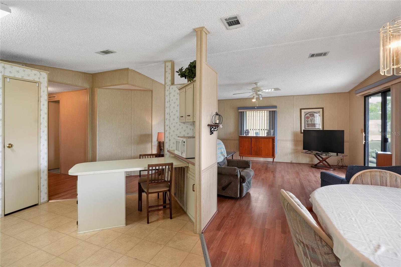 6473 Peppertree Path Ne Property Photo 13