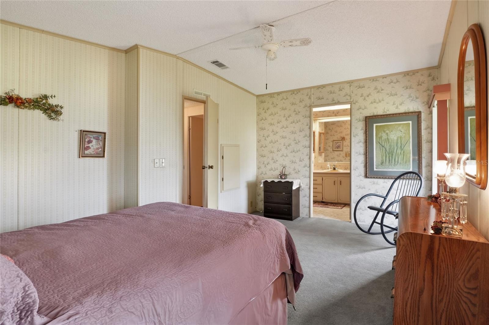 6473 Peppertree Path Ne Property Photo 20