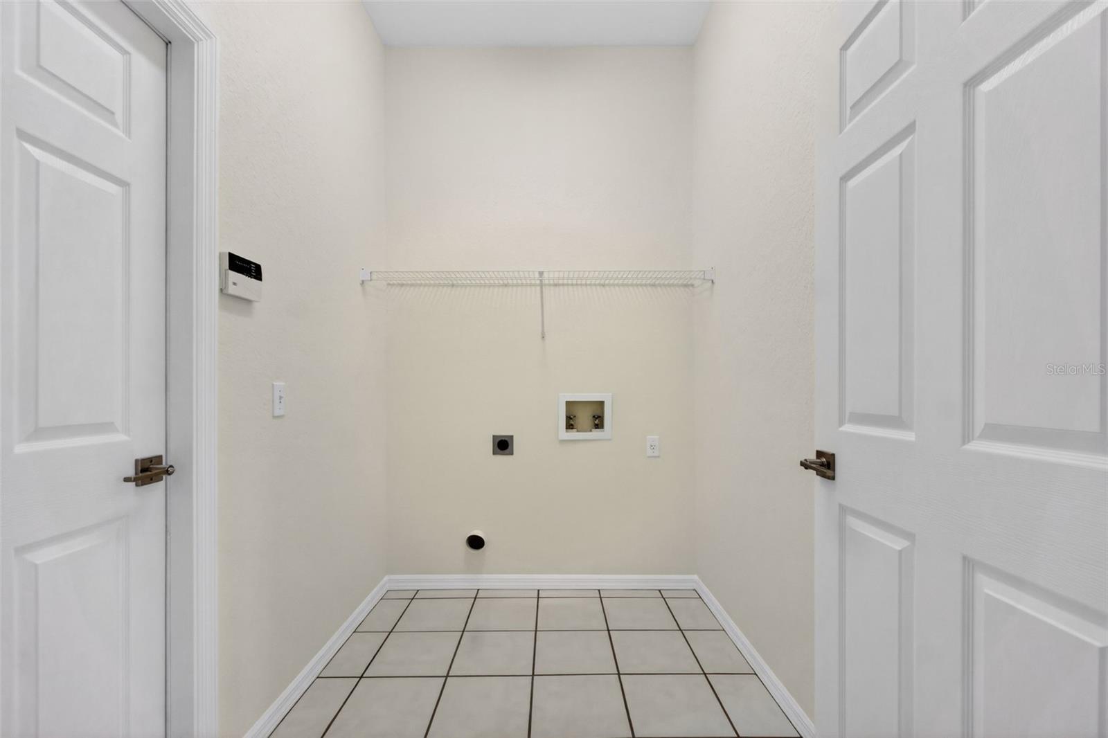 131 Ruby Lake Dr Property Photo 12