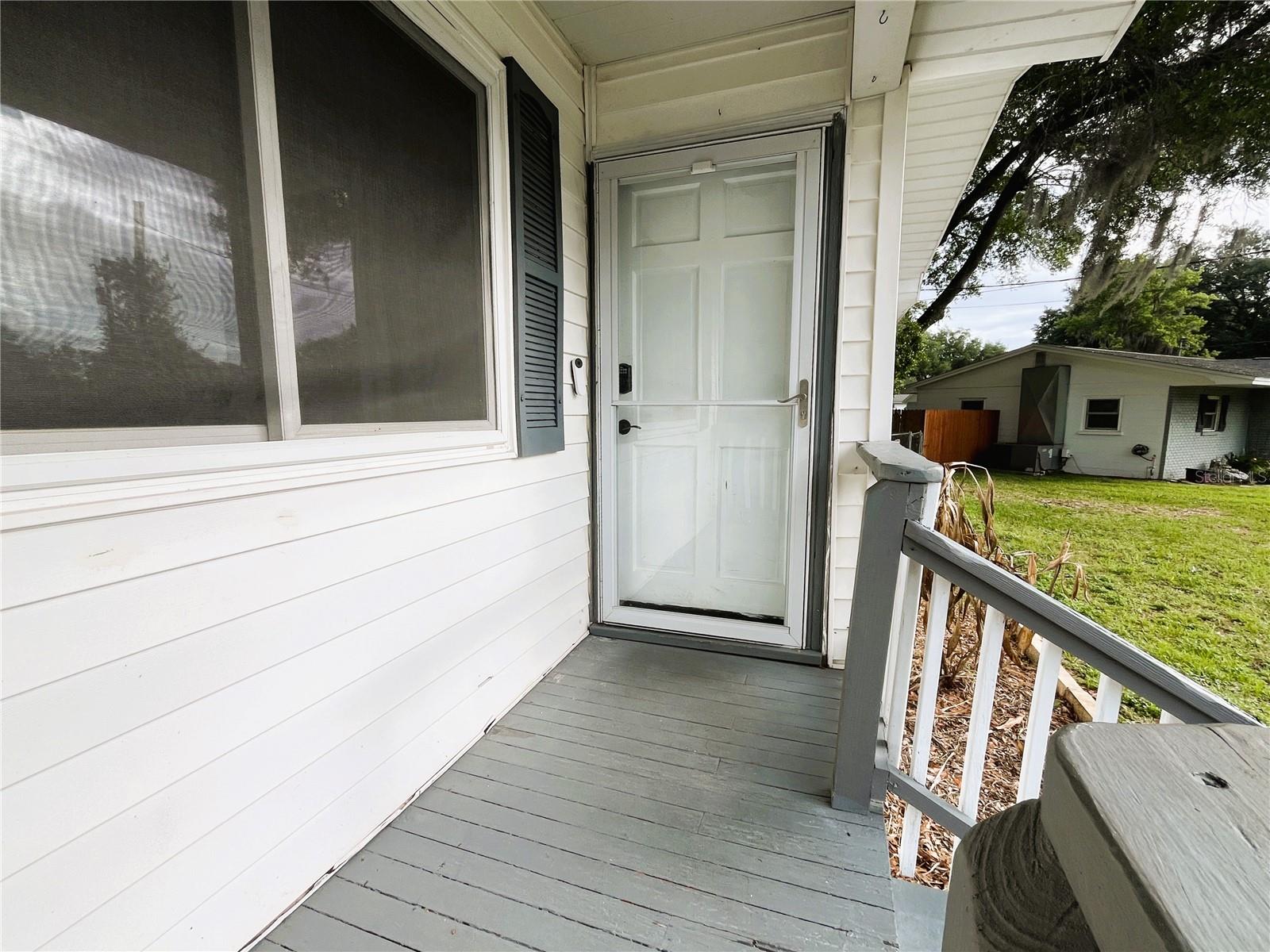 121 Maris Ct Property Photo 4