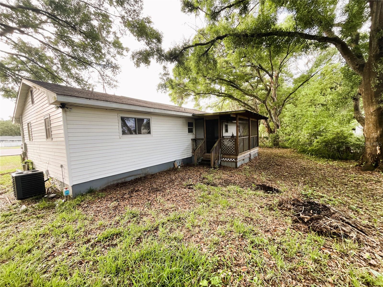 121 Maris Ct Property Photo 19