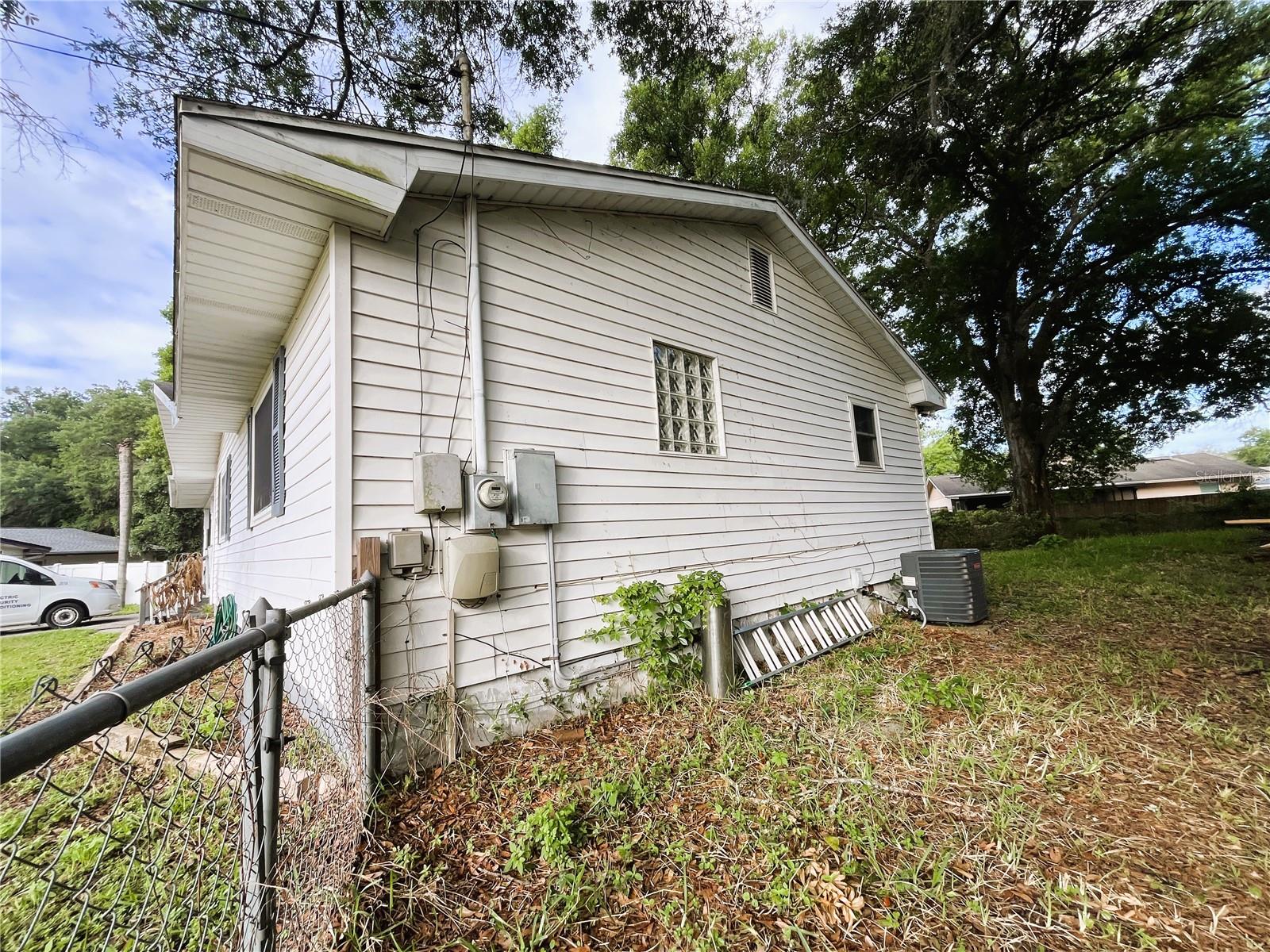 121 Maris Ct Property Photo 27