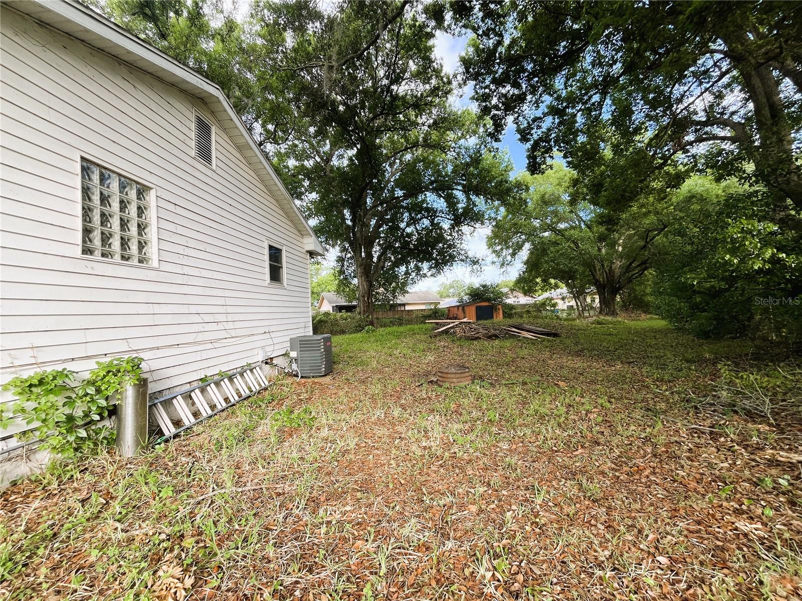 121 Maris Ct Property Photo 28