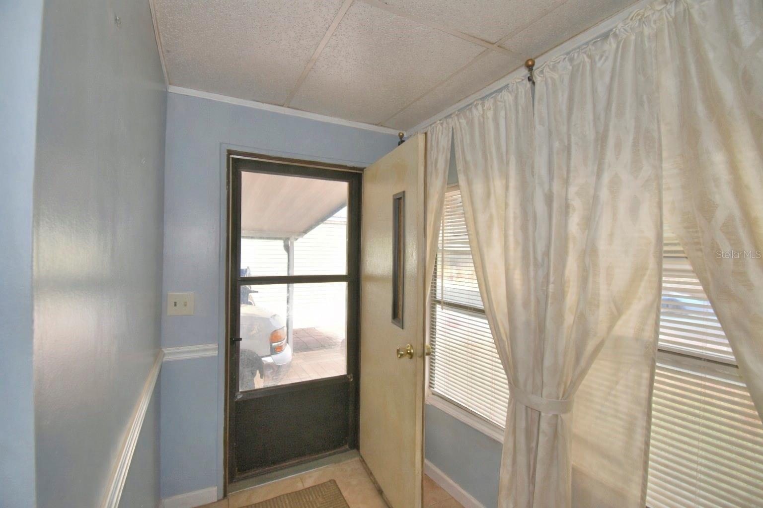 4173 Rolling Oaks Dr Property Photo 5