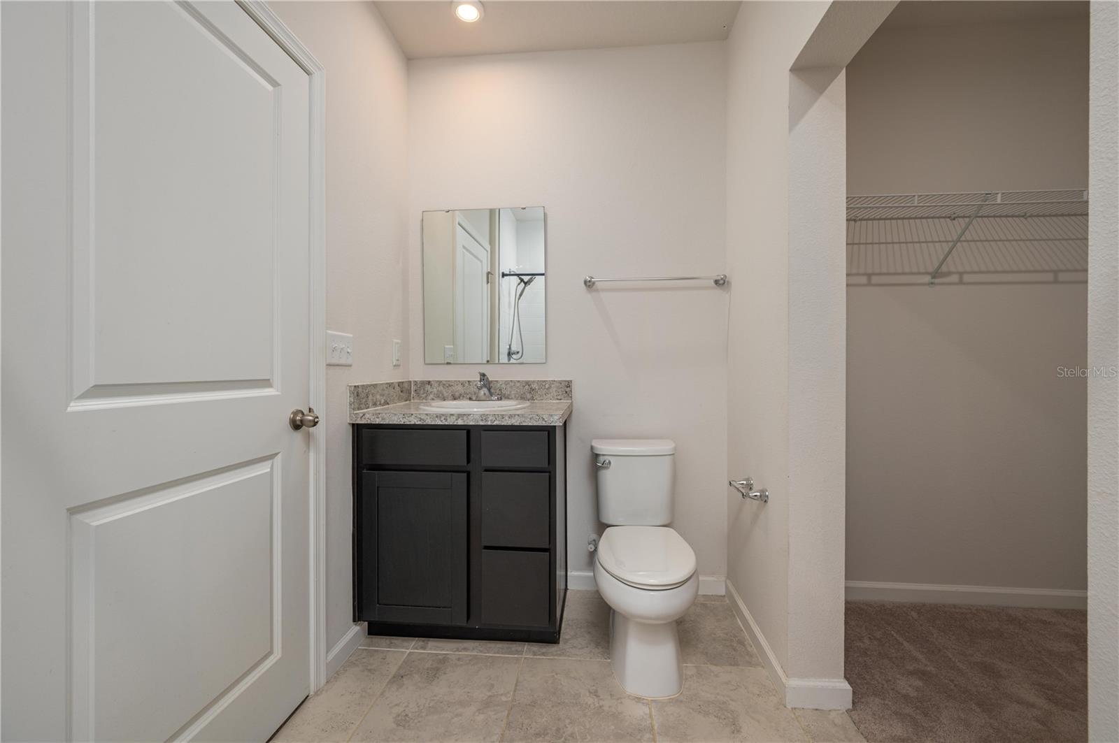 P4938442 Property Photo 21