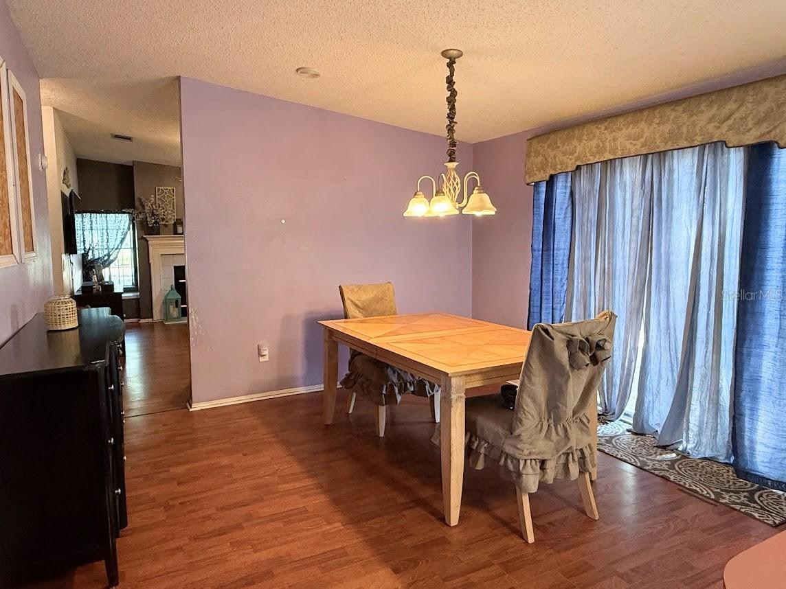 4817 Rollinglen Loop W Property Photo 10
