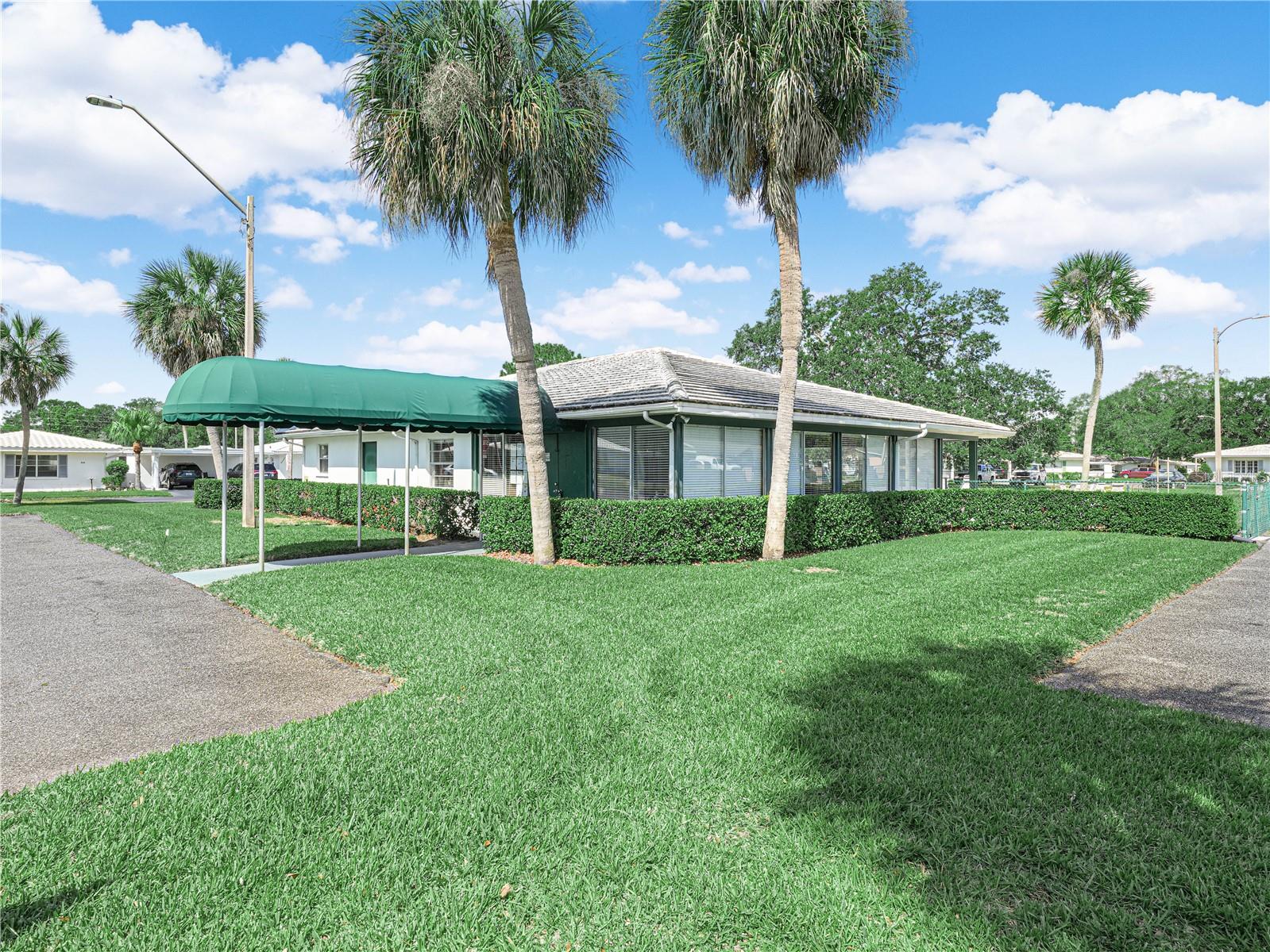 601 Imperial Blvd Property Photo 1