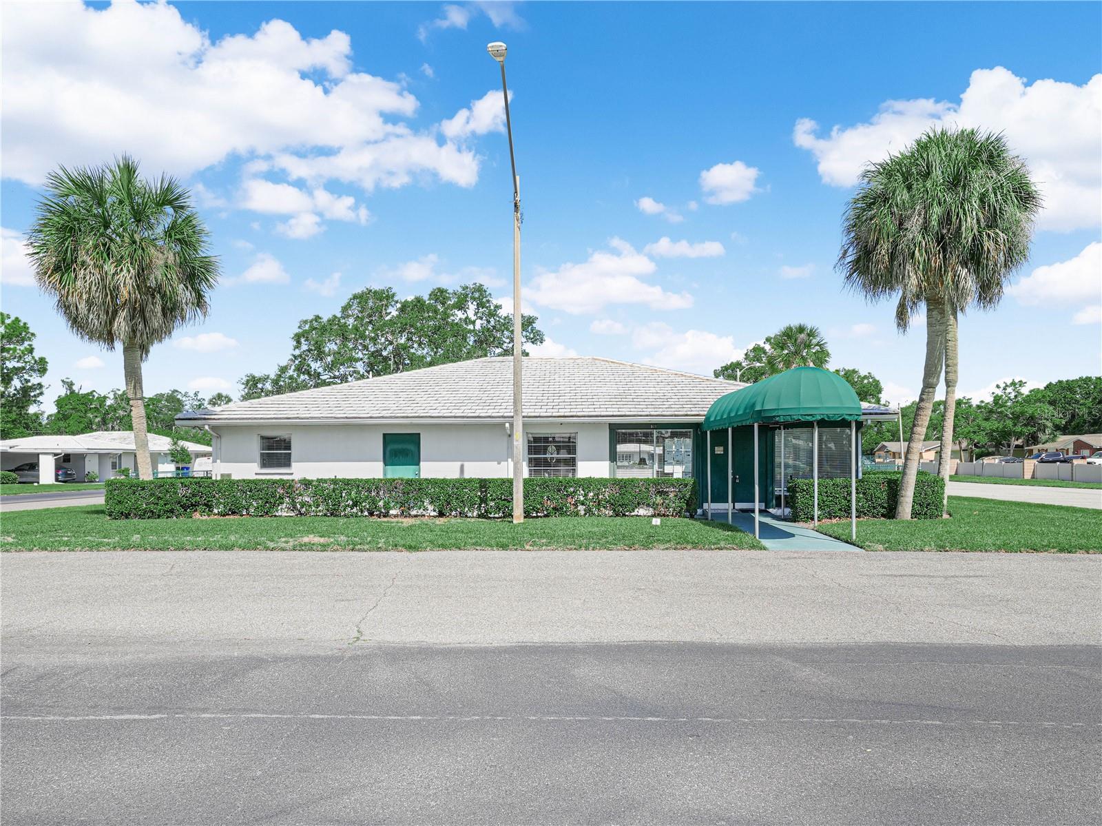 601 Imperial Blvd Property Photo 3