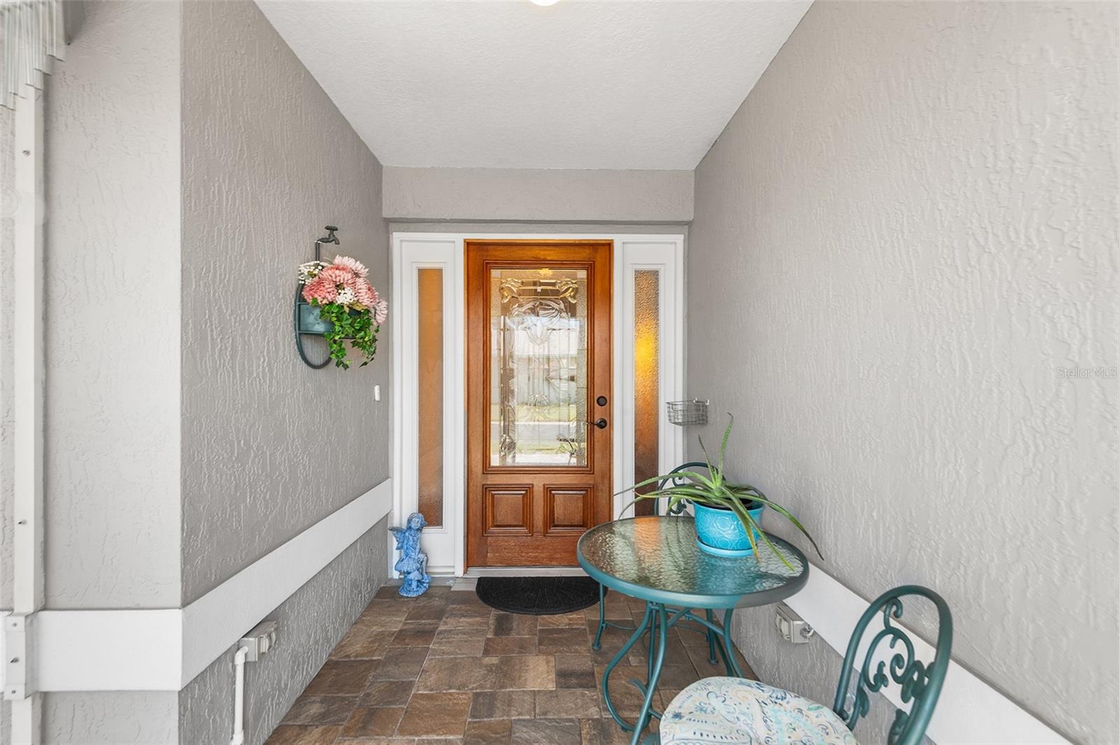 510 Eastlake Dr Property Photo 3