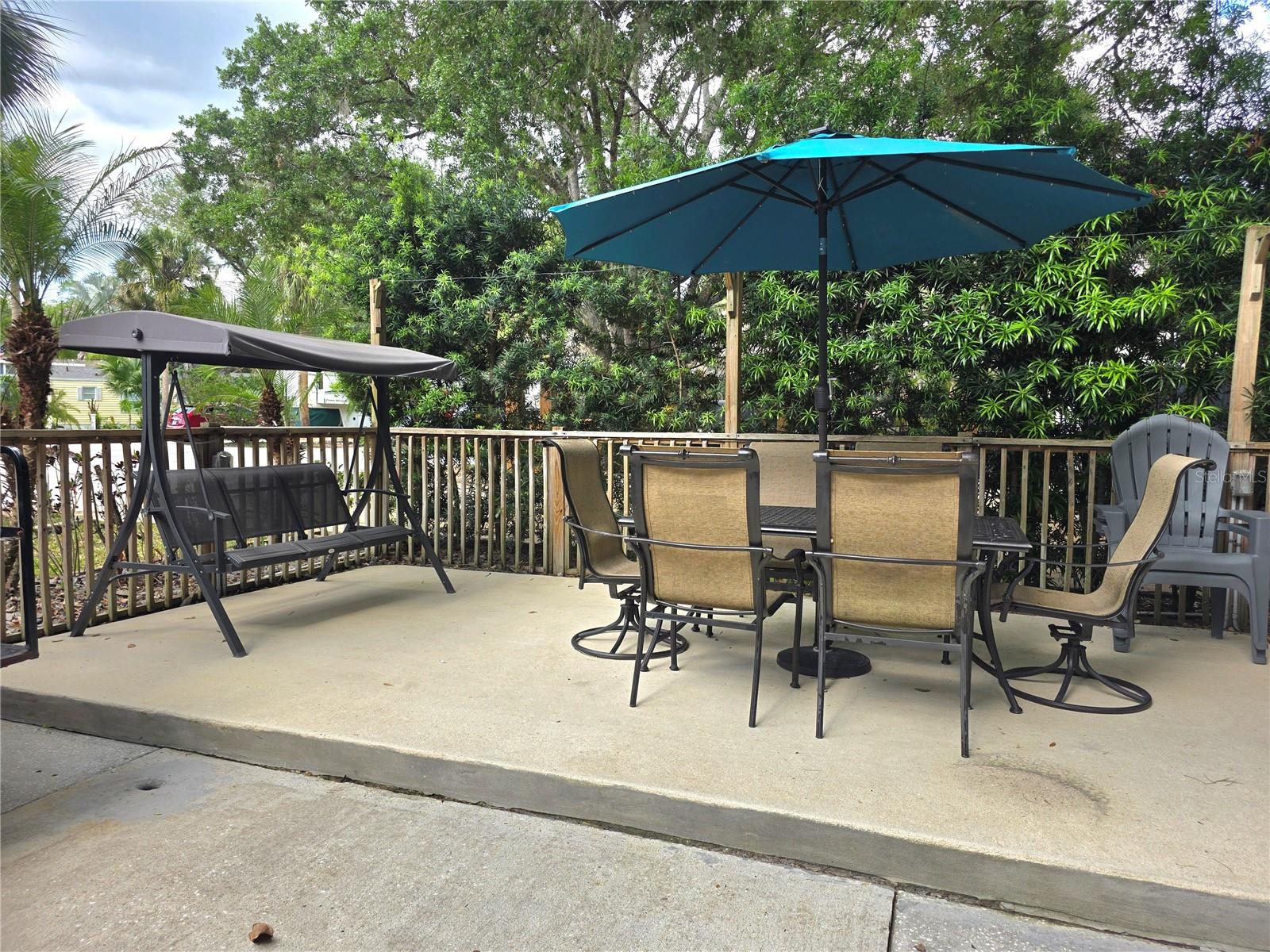 218 Horseshoe Bnd Property Photo 7