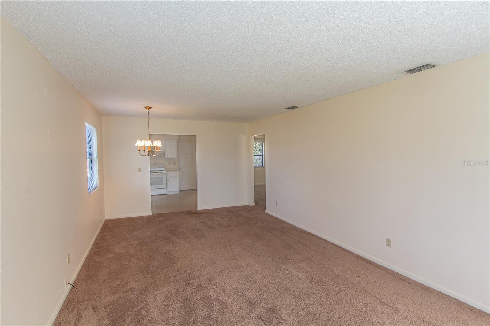 709 Mosley Rd Property Photo 5