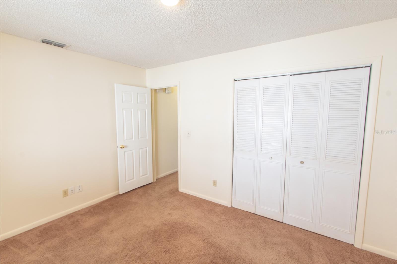 709 Mosley Rd Property Photo 11