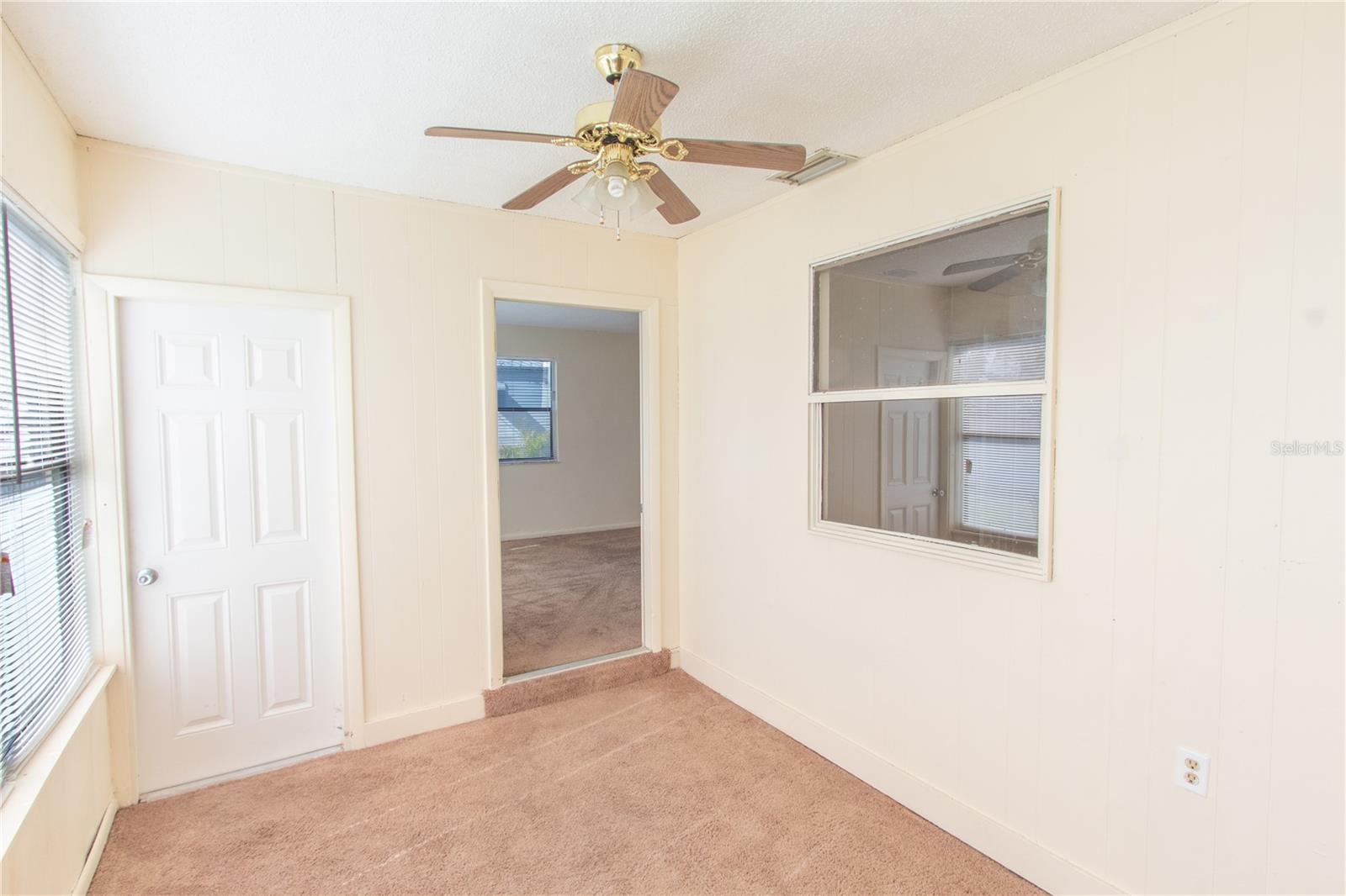 709 Mosley Rd Property Photo 15