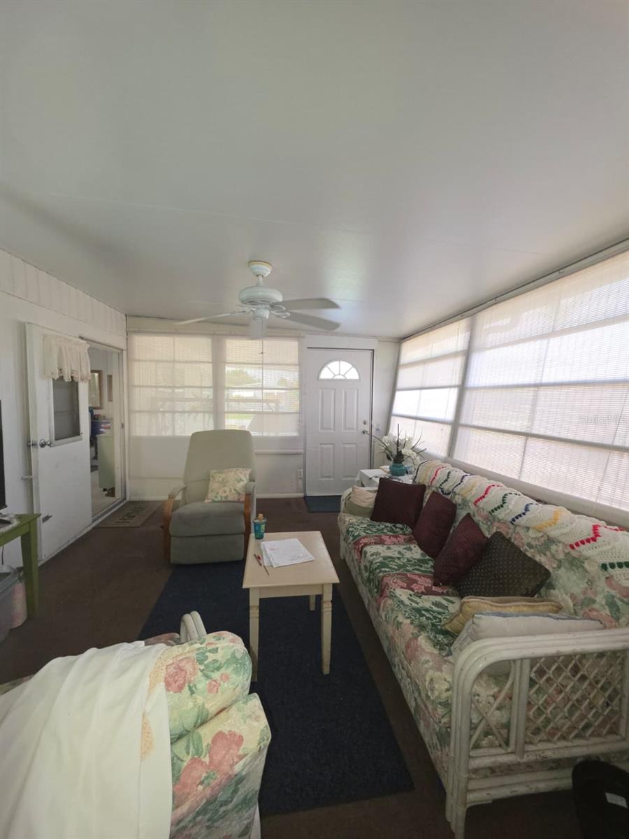 3217 Illinois Ave Property Photo 4