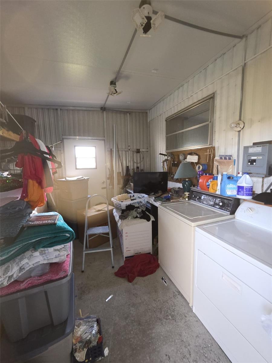 3217 Illinois Ave Property Photo 11