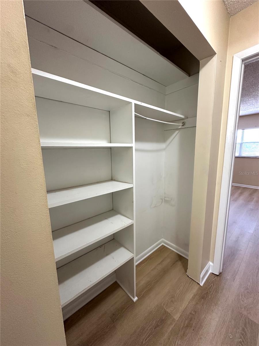 100 El Camino Dr #309 Property Photo 12