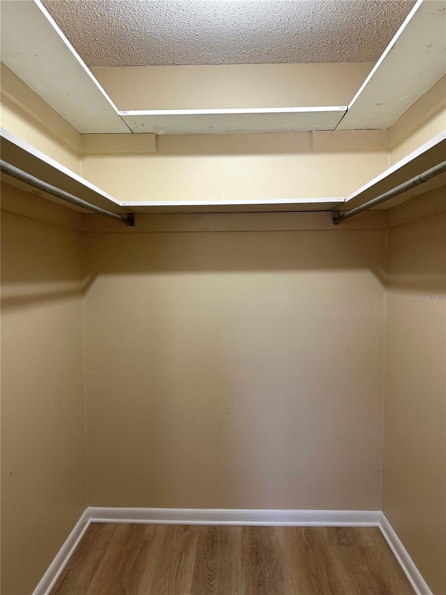 100 El Camino Dr #309 Property Photo 15