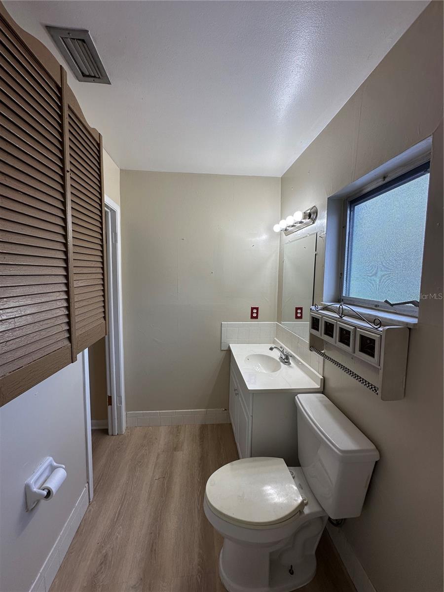 100 El Camino Dr #309 Property Photo 22