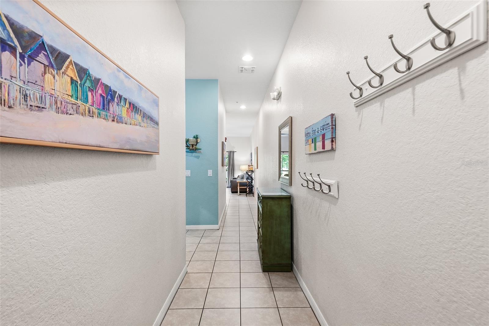 402 Lucaya Loop Property Photo 3