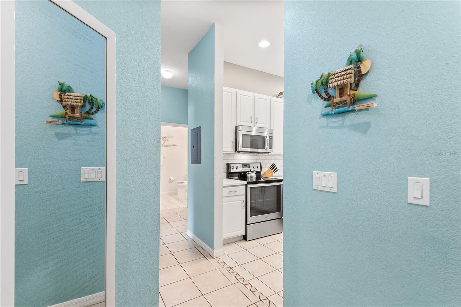 402 Lucaya Loop Property Photo 4
