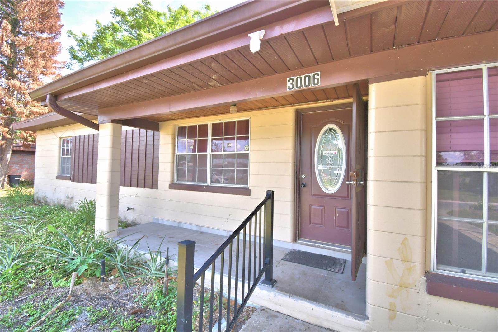 3006 Elm St Property Photo 6