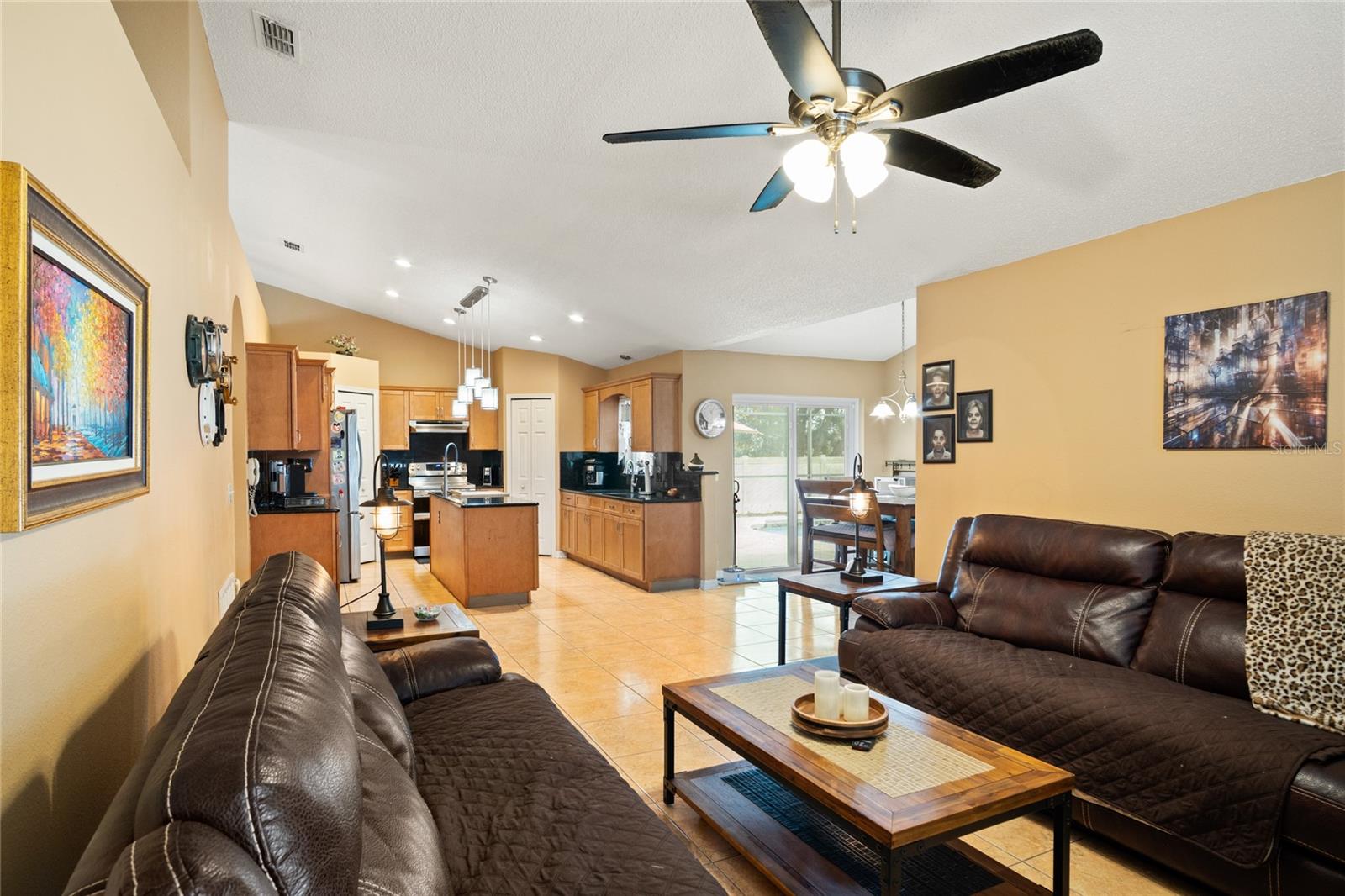 203 Flounder Pl Property Photo 7