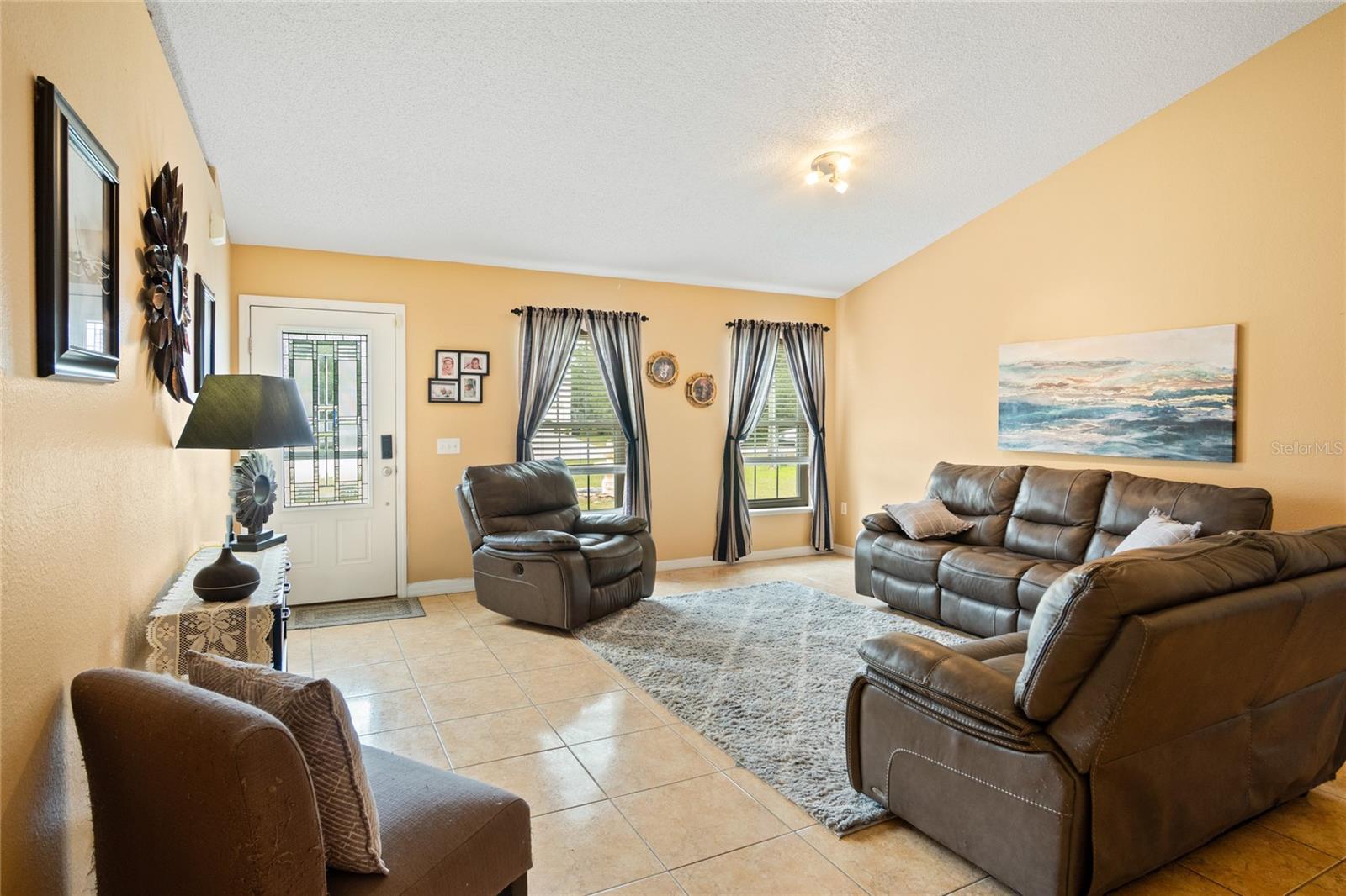 203 Flounder Pl Property Photo 12