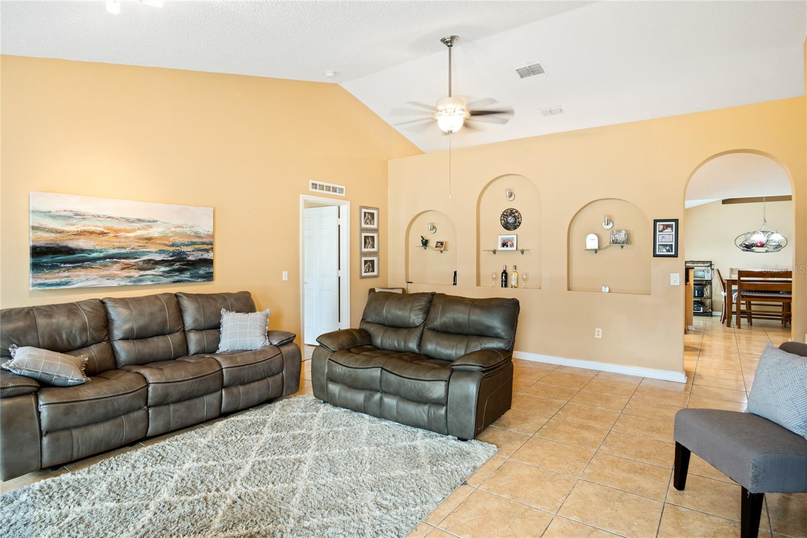 203 Flounder Pl Property Photo 15