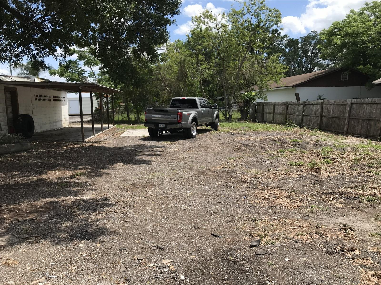 204 Snively Ave Property Photo 3