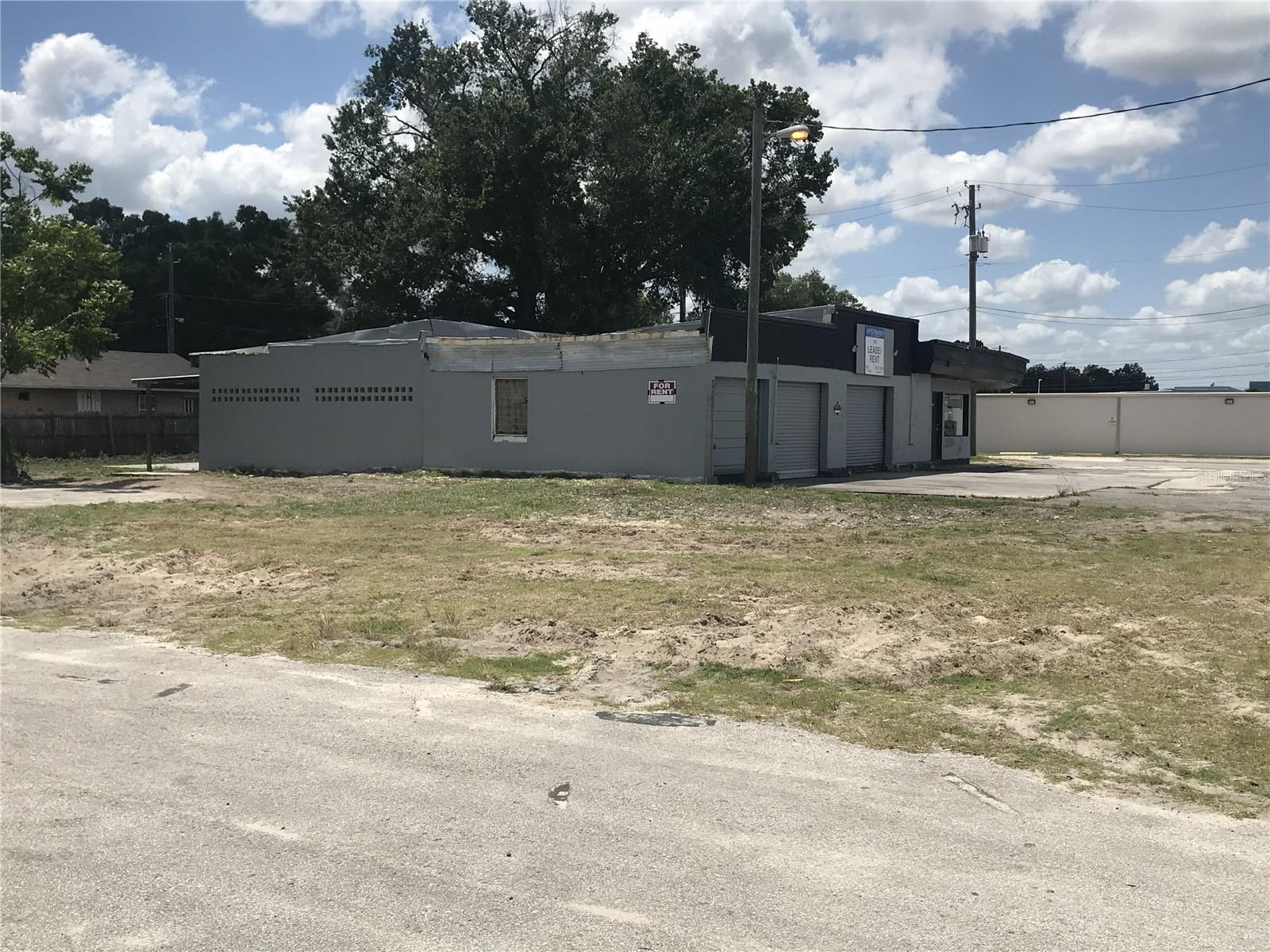 204 Snively Ave Property Photo 4