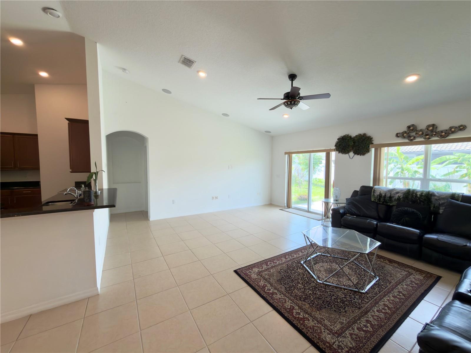 3311 Bent Paddle Dr Property Photo 6