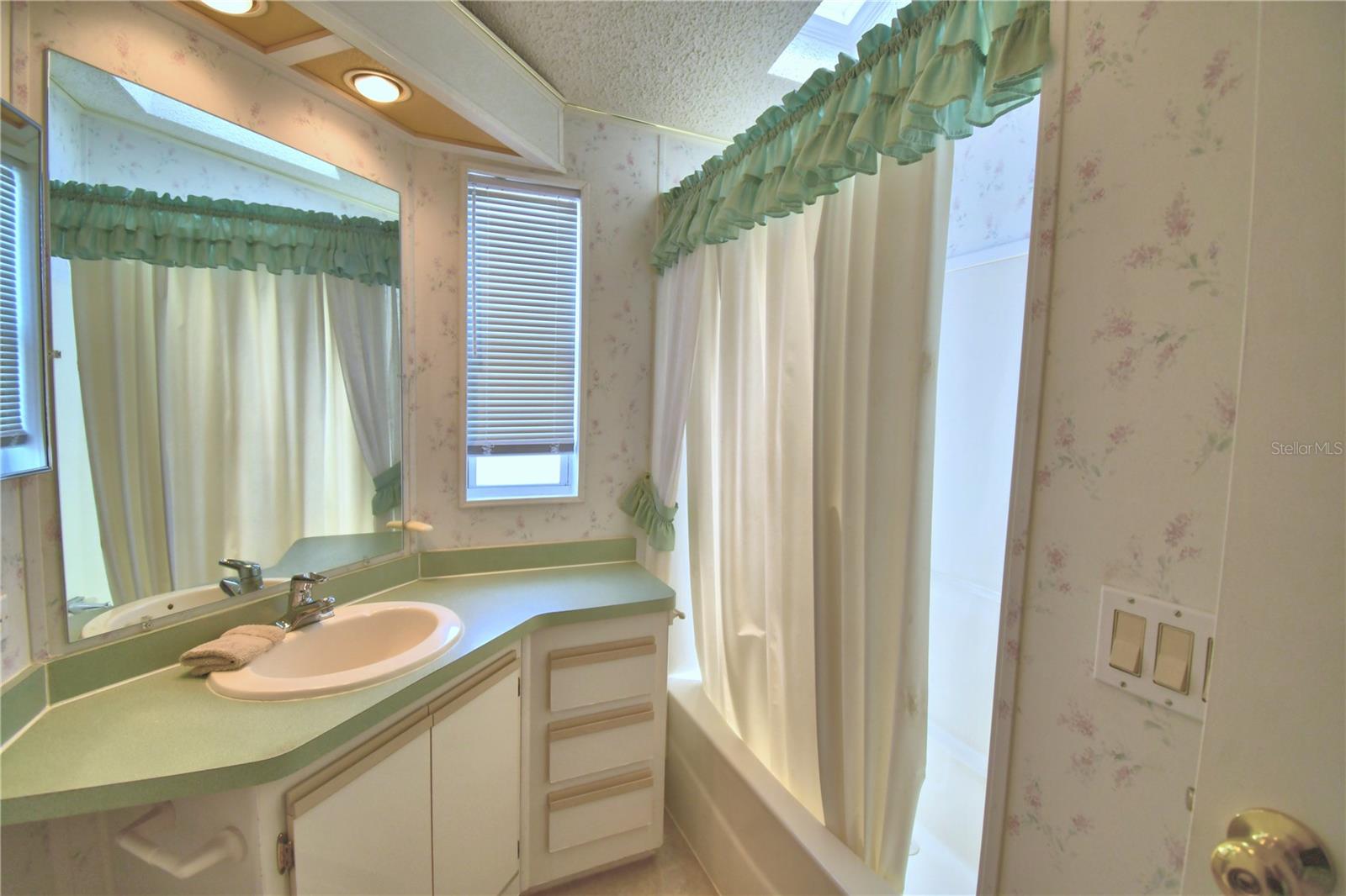 251 Patterson Rd #h38 Property Photo 20