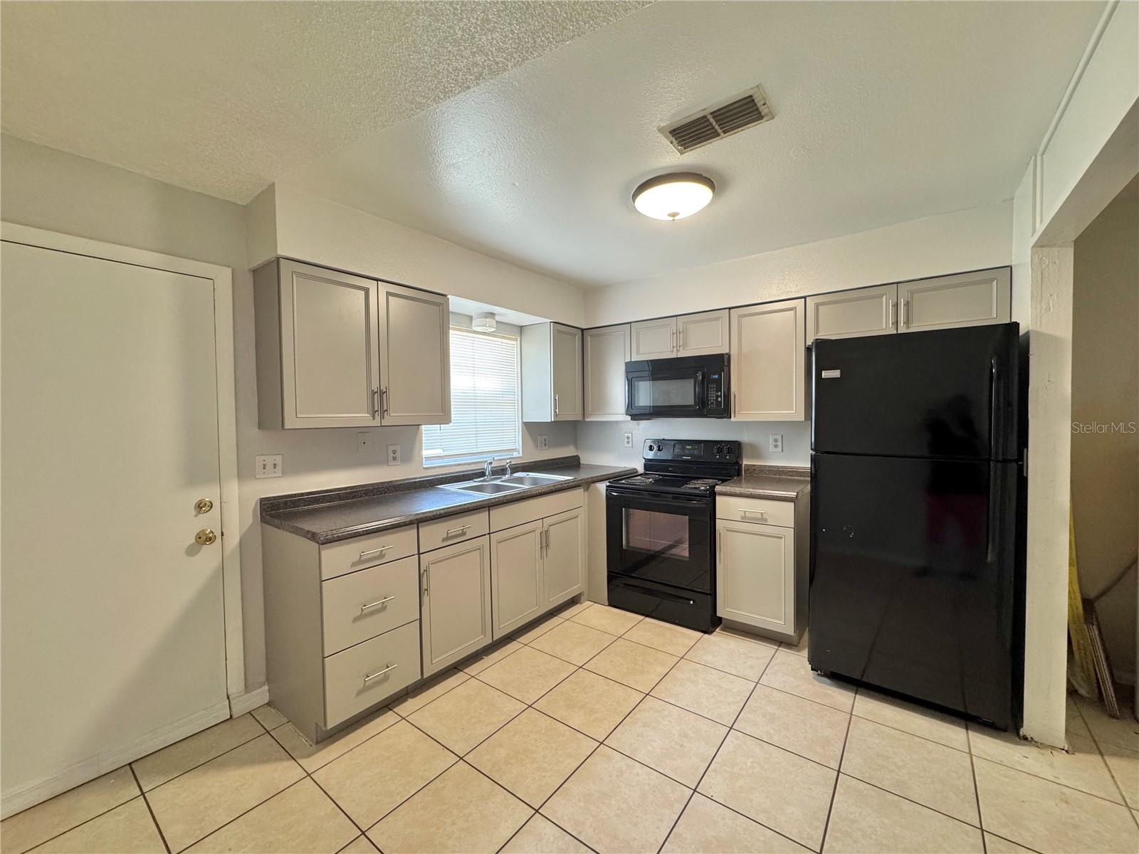 5667 Struthers Ct Property Photo 25