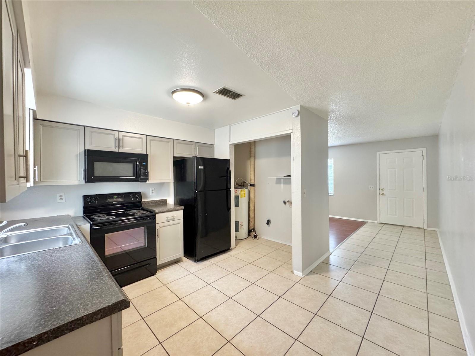 5667 Struthers Ct Property Photo 27