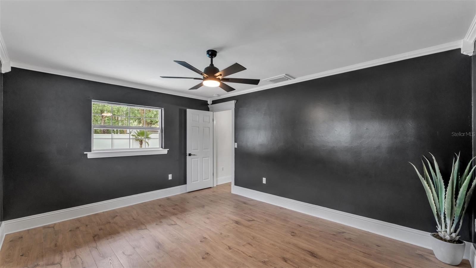4301 Orangewood Loop E Property Photo 19