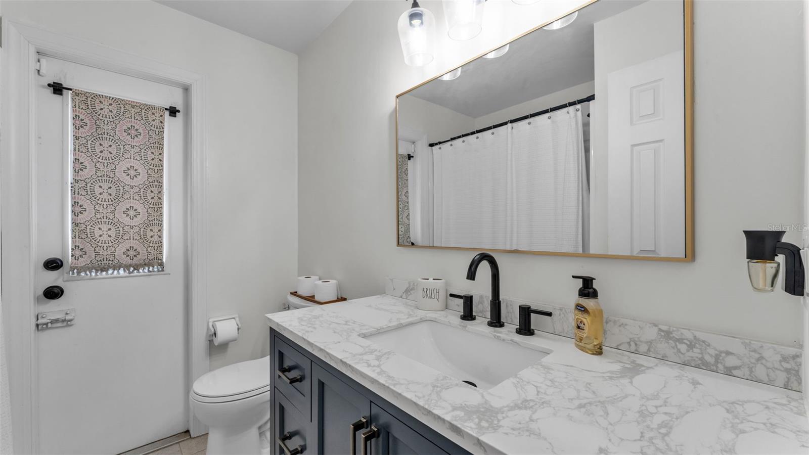 4301 Orangewood Loop E Property Photo 26