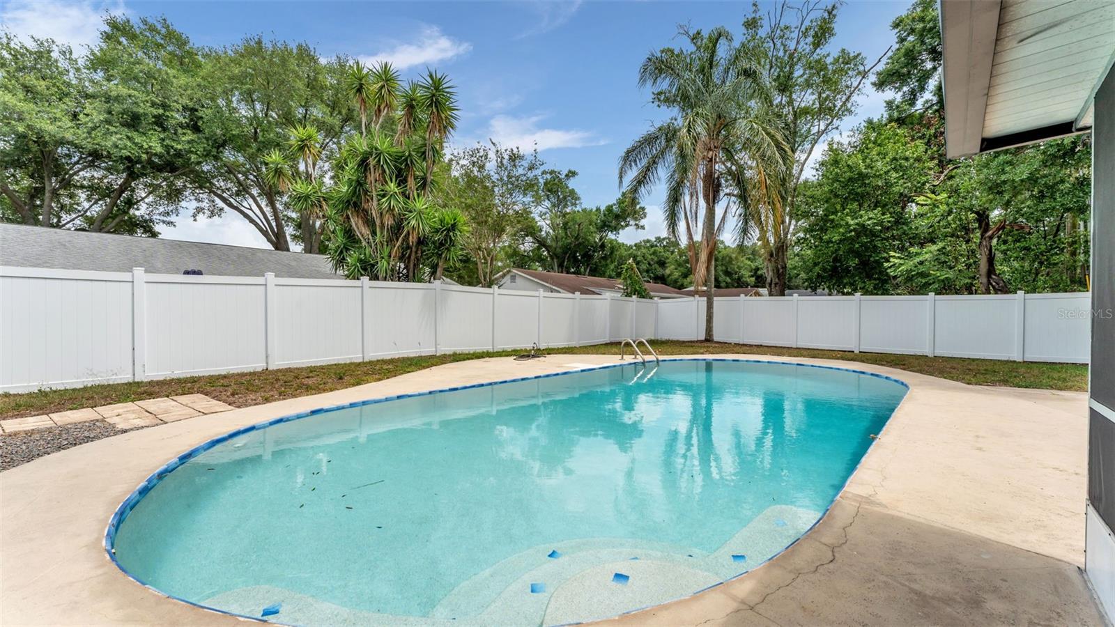 4301 Orangewood Loop E Property Photo 32