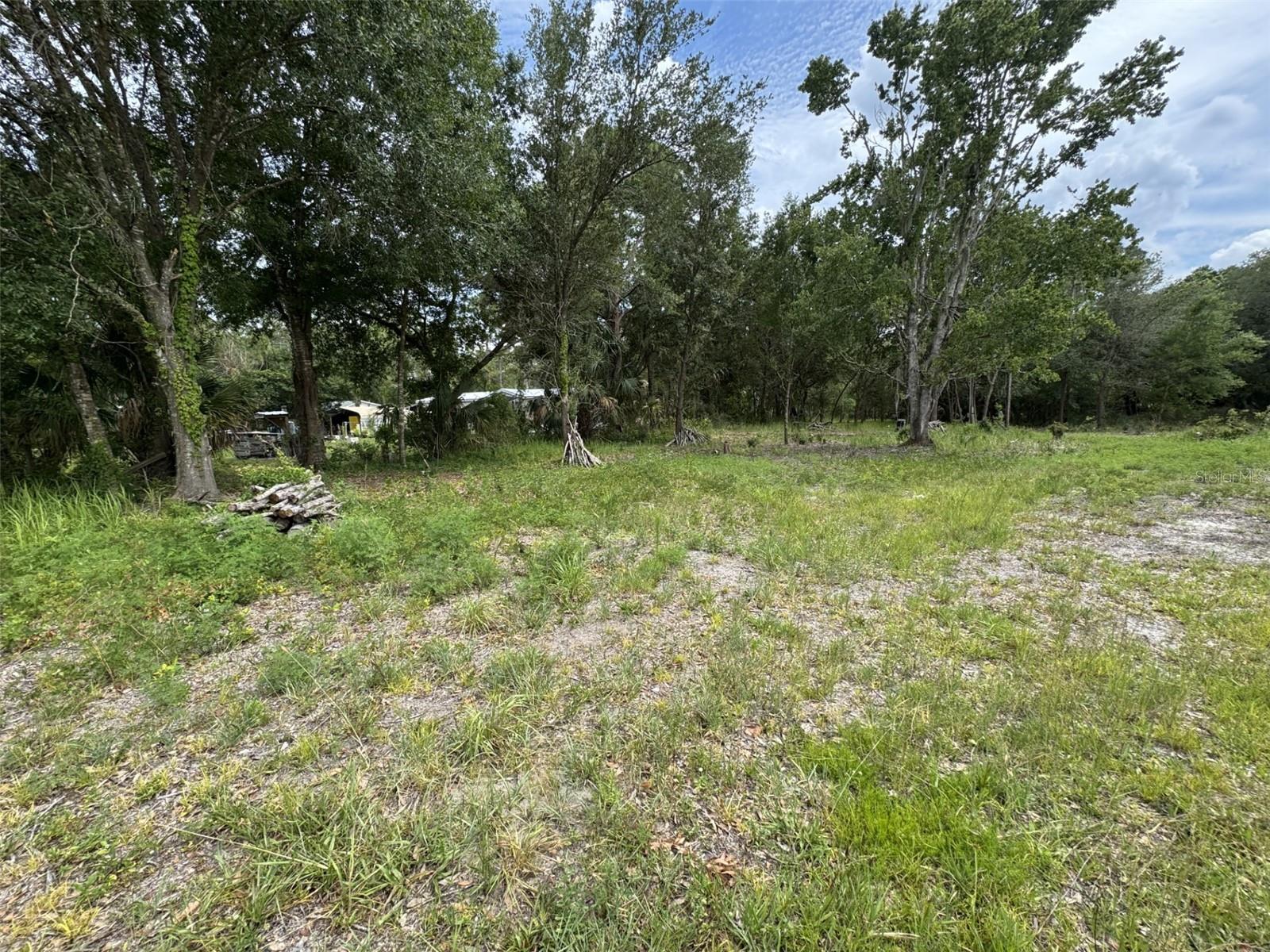 9876 Sr 60 E Property Photo 3