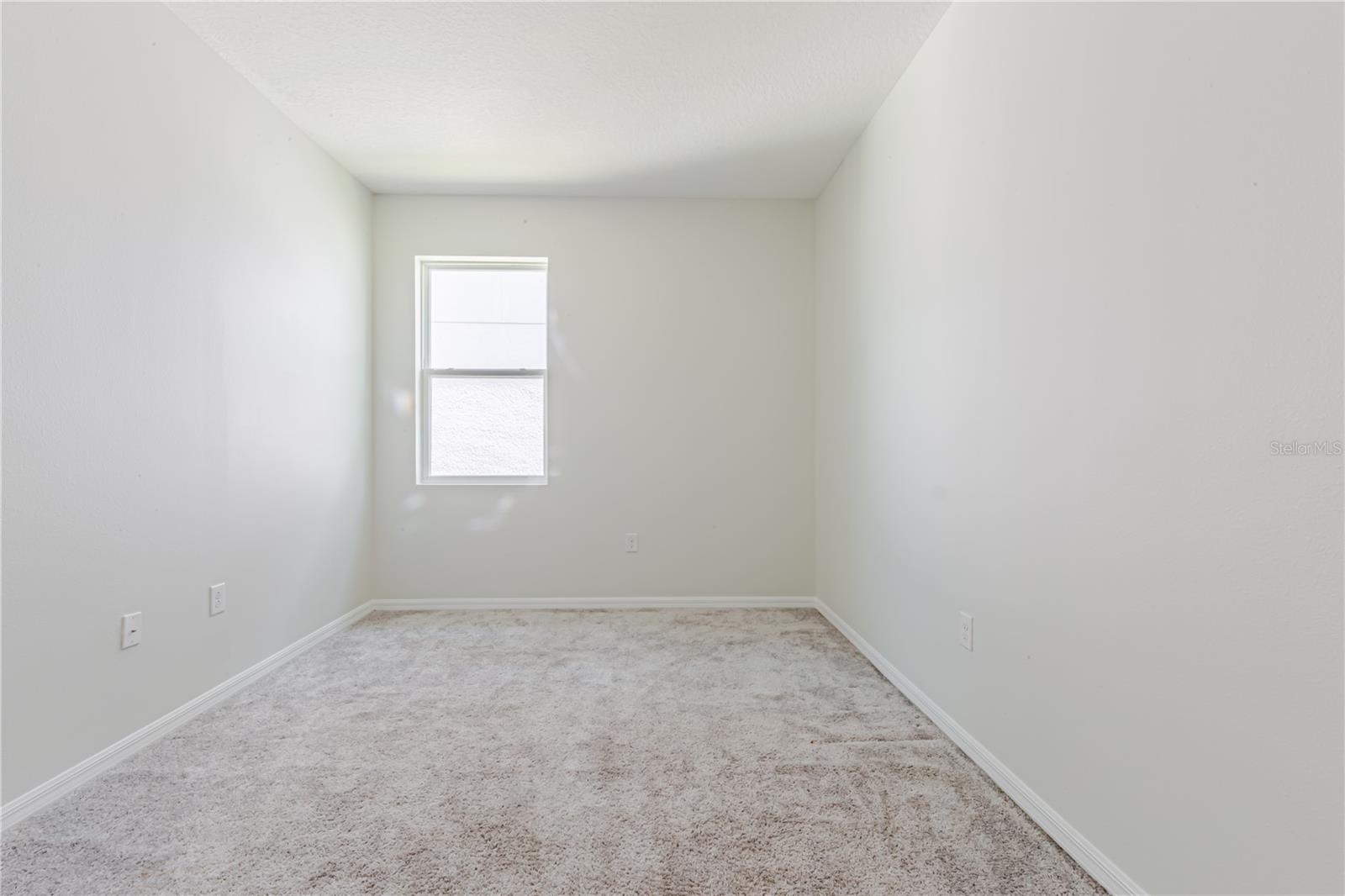 3040 Sanderling St Property Photo 8