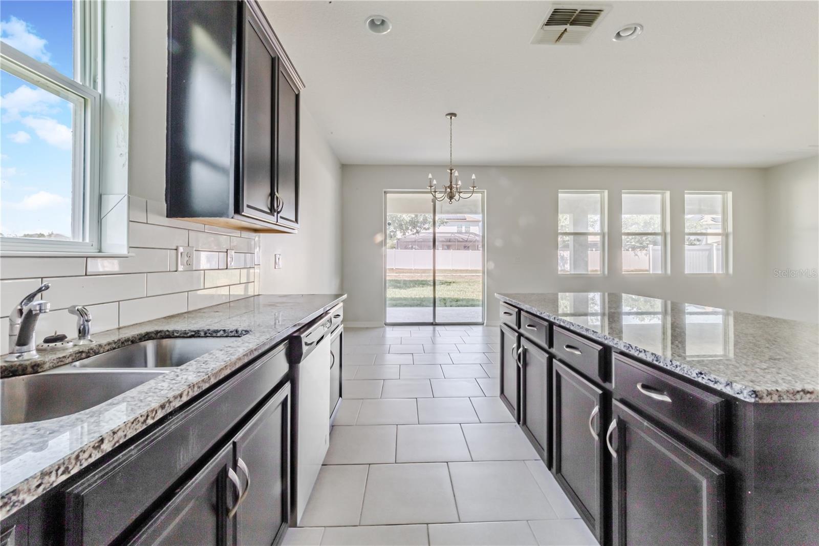 3040 Sanderling St Property Photo 14