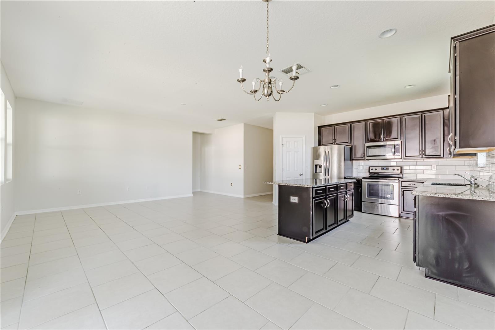 3040 Sanderling St Property Photo 16