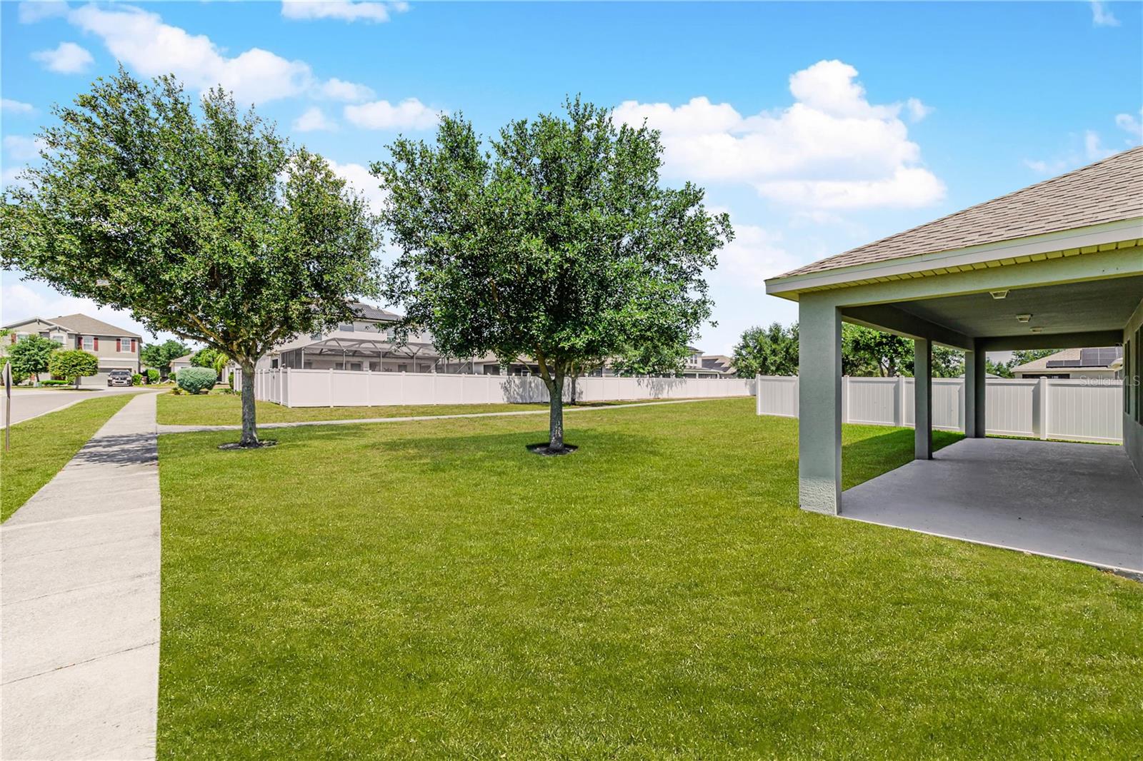 3040 Sanderling St Property Photo 24